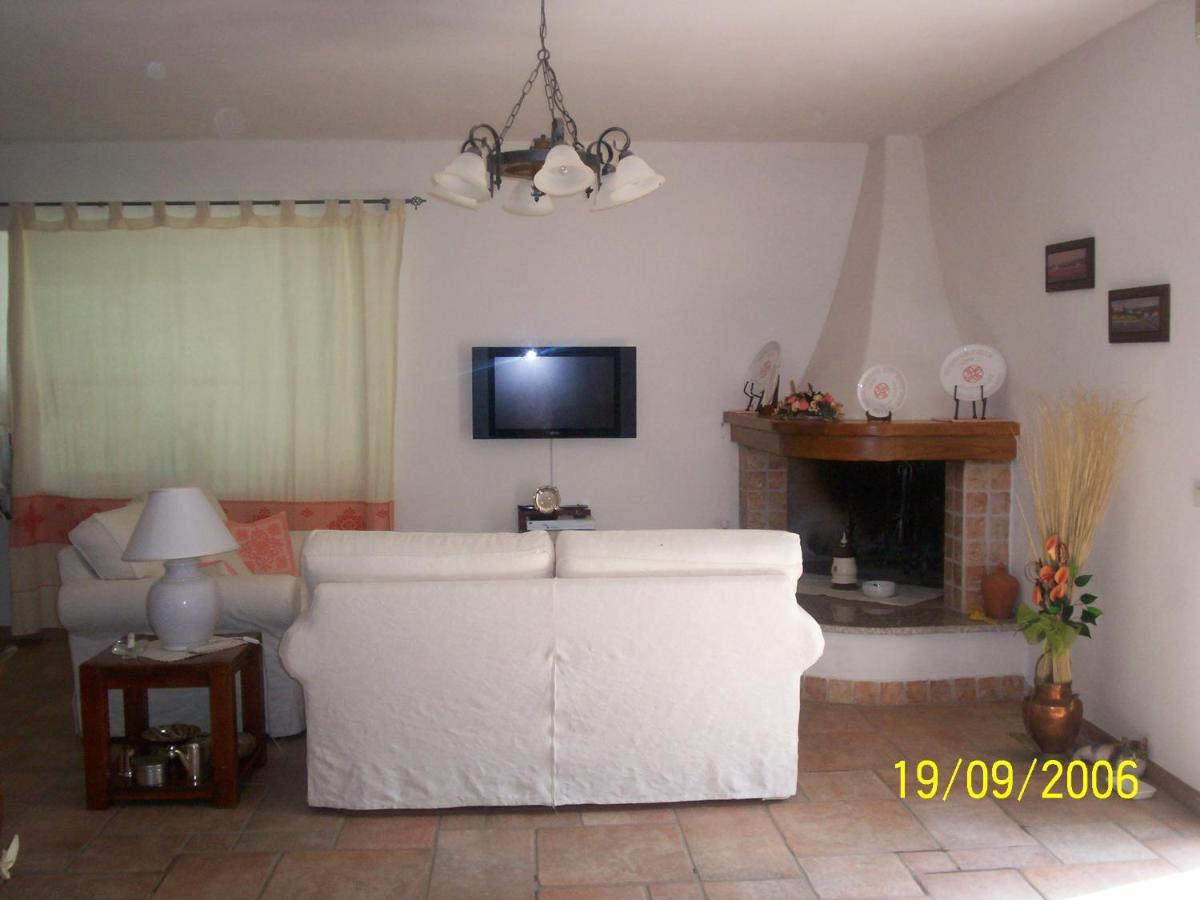 Maravilla Loiri Porto San Paolo Екстериор снимка